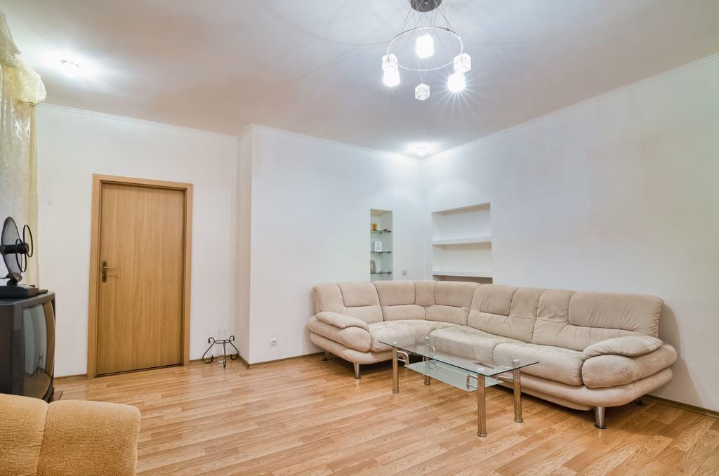 Apartamenty Lesi Ukrainky 17 Lviv Quarto foto