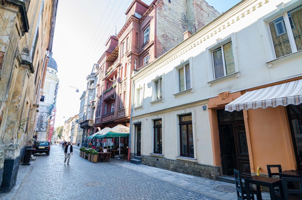 Apartamenty Lesi Ukrainky 17 Lviv Exterior foto