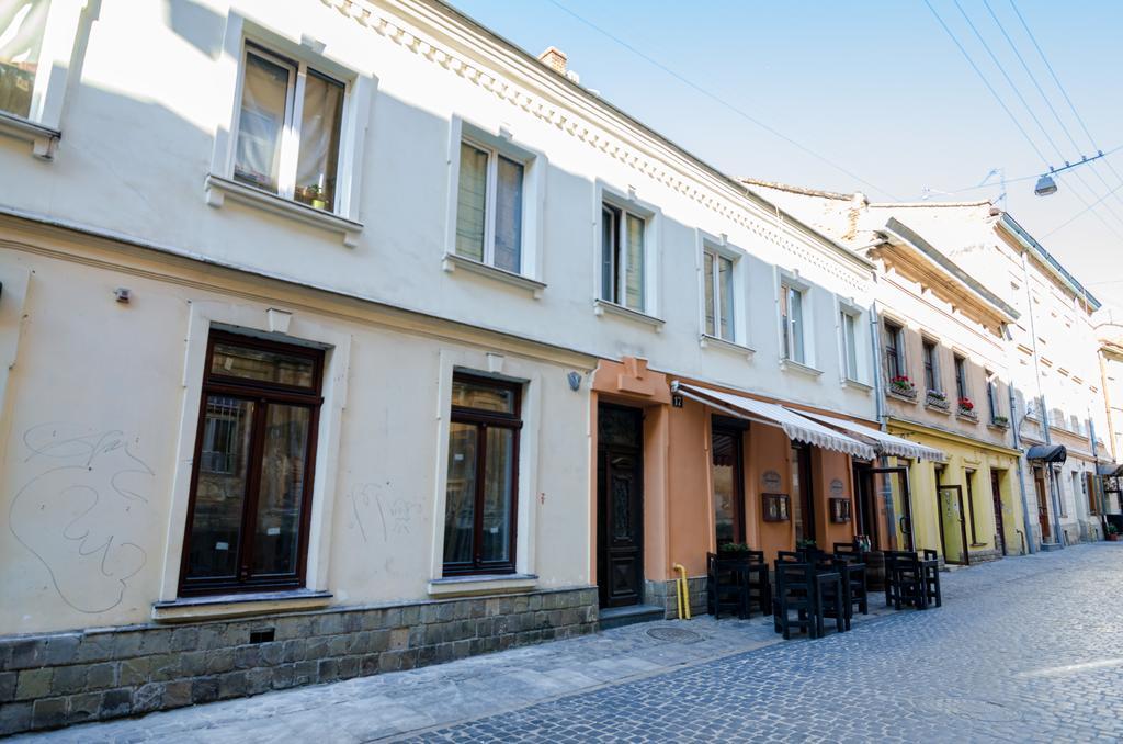 Apartamenty Lesi Ukrainky 17 Lviv Exterior foto